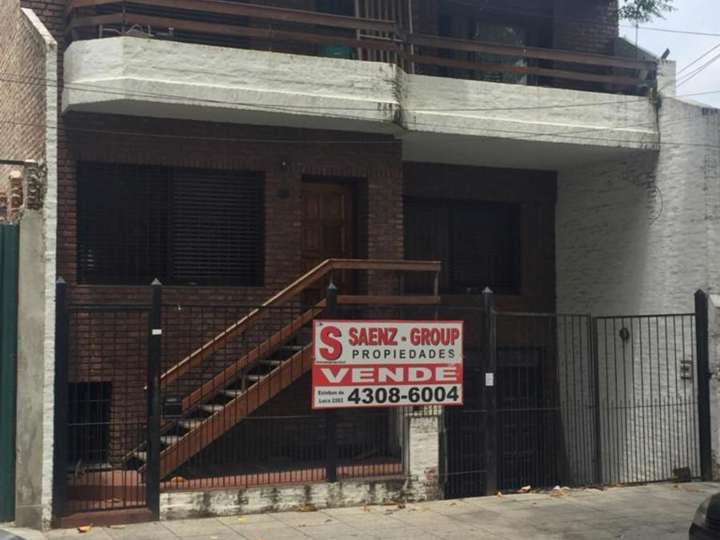 Casa en venta en Traful, Ciudad Autónoma de Buenos Aires