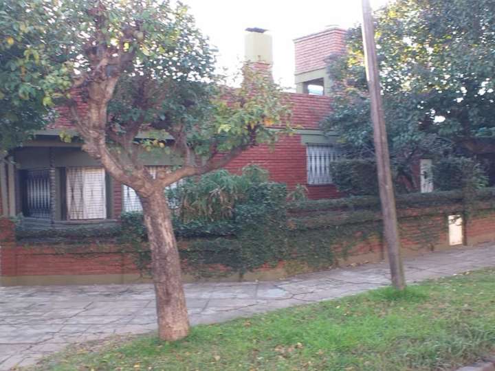 Casa en venta en 182 - Bartolomé Novaro, 1202, José León Suárez