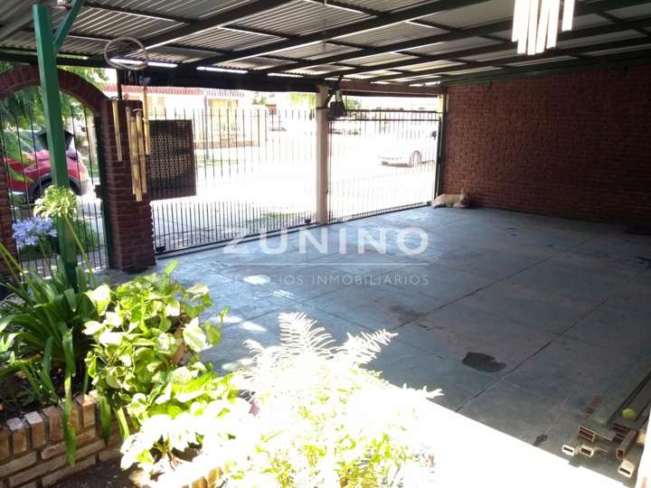 Casa en venta en Coronel Suárez, Buenos Aires