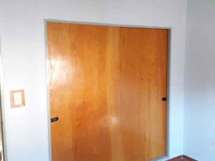 Departamento en venta en José Equiza, Buenos Aires