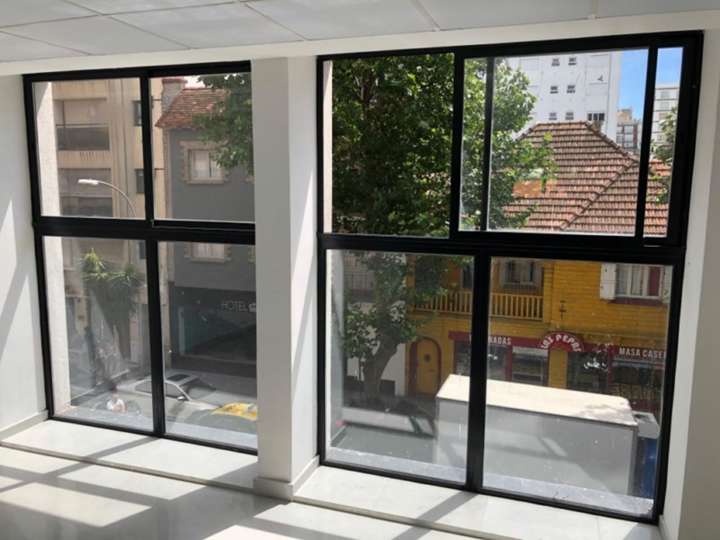 Oficina en venta en Alsina, 2602, Buenos Aires