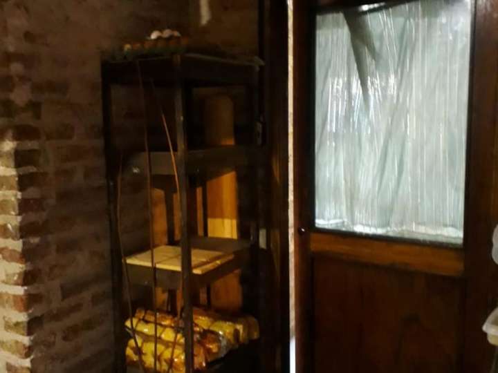 Comercial / Tienda en venta en Avenida Pedro Suárez (EE) / Capitán de Fragata Moyano (AB), 2645, Partido de Almirante Brown