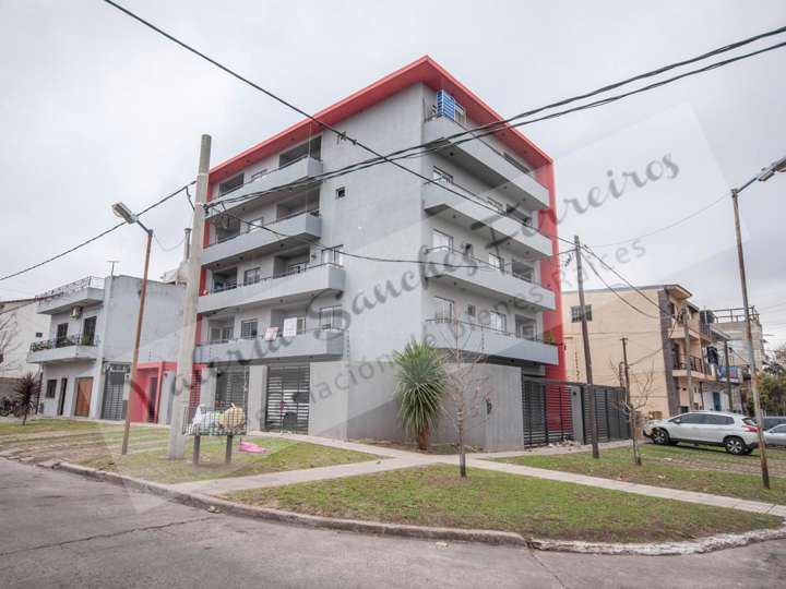 Departamento en venta en Azcuénaga, 1882, Buenos Aires