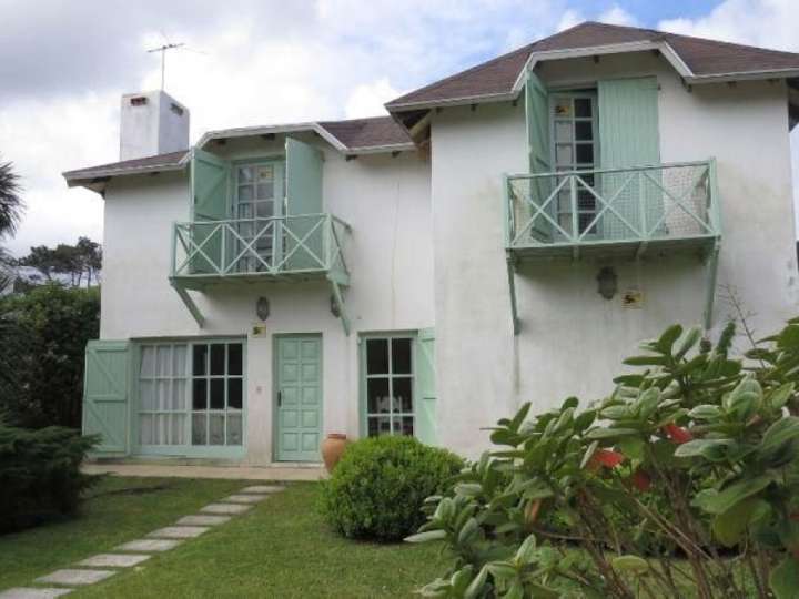 Casa en venta en Bahía San Sebastián, Maldonado