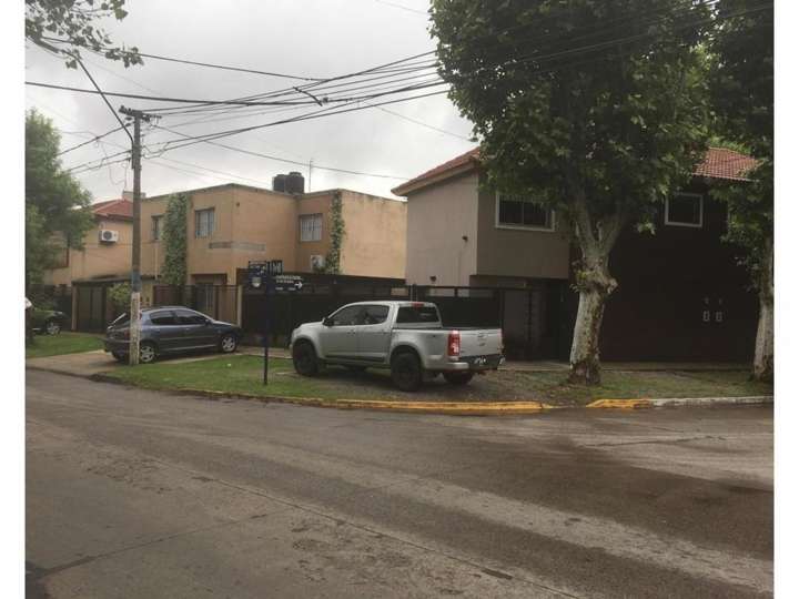 Casa en venta en Coronel Ventura Alegre, Buenos Aires