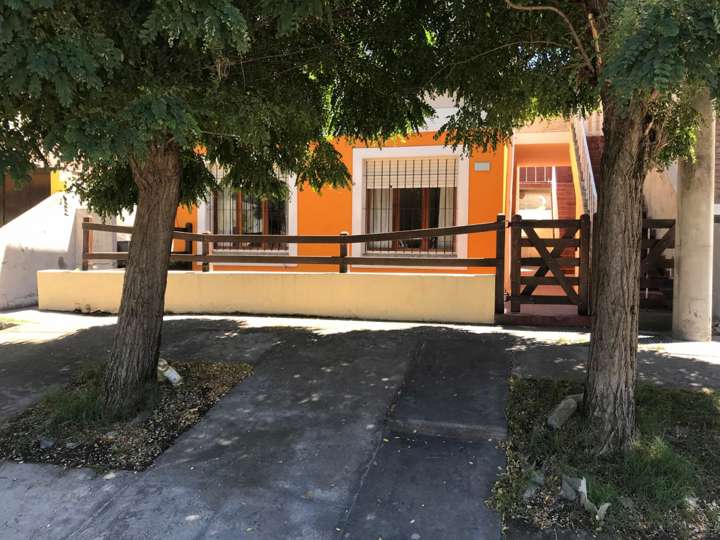 Departamento en alquiler en Avenida Bahía Blanca, Buenos Aires