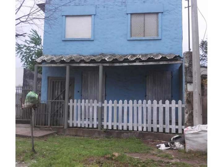 Casa adosada en venta en Julio Irazusta, Entre Ríos