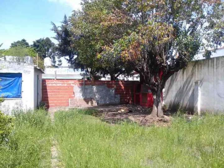 Casa en venta en Carabobo, 2932, Villa Luzuriaga