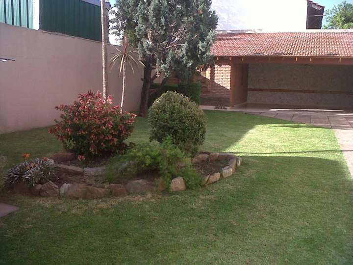 Casa en venta en América, 3500, Villa Luzuriaga