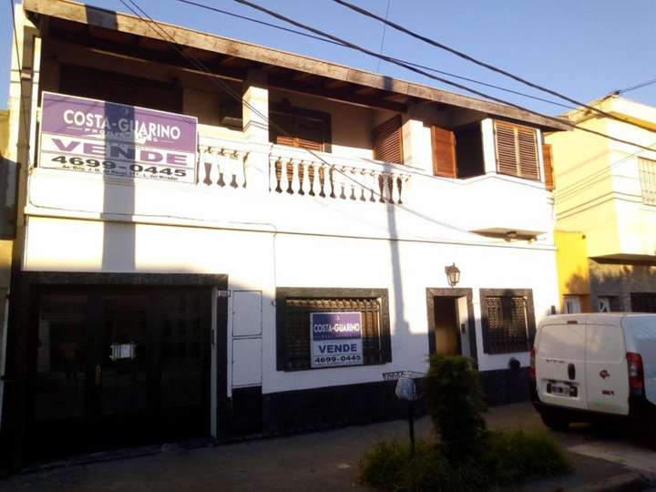 Casa en venta en Larrea, 3518, Lomas del Mirador