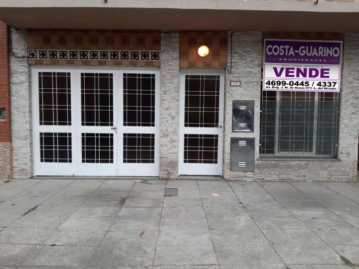 Casa en venta en Combate de los Pozos, 1159, Lomas del Mirador