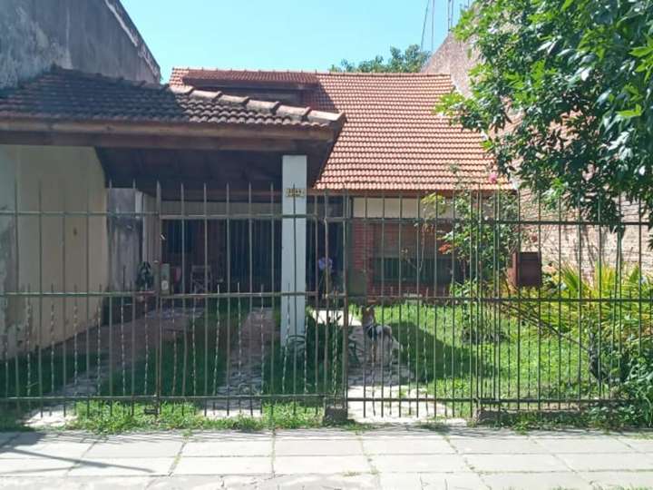 Casa en venta en Bartolomé Mitre, 3000, José Mármol