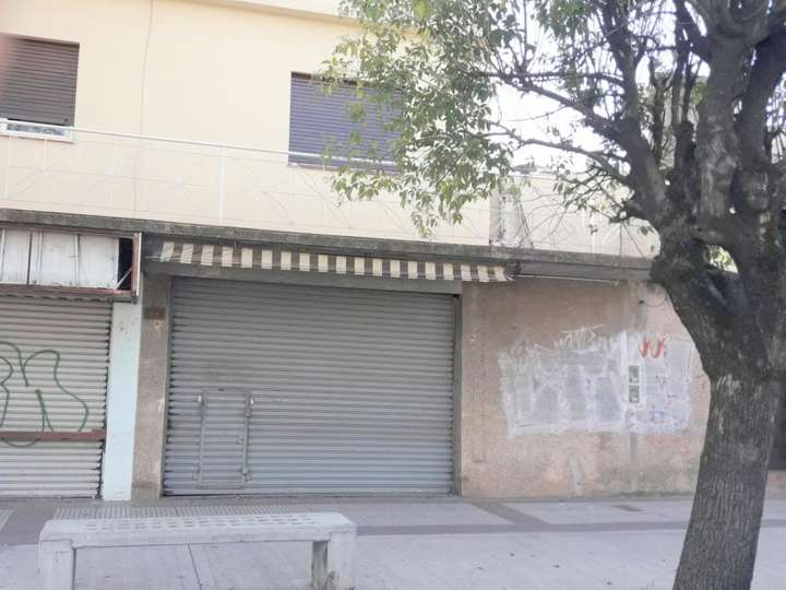 Comercial / Tienda en venta en General Iriarte, 1399, Buenos Aires