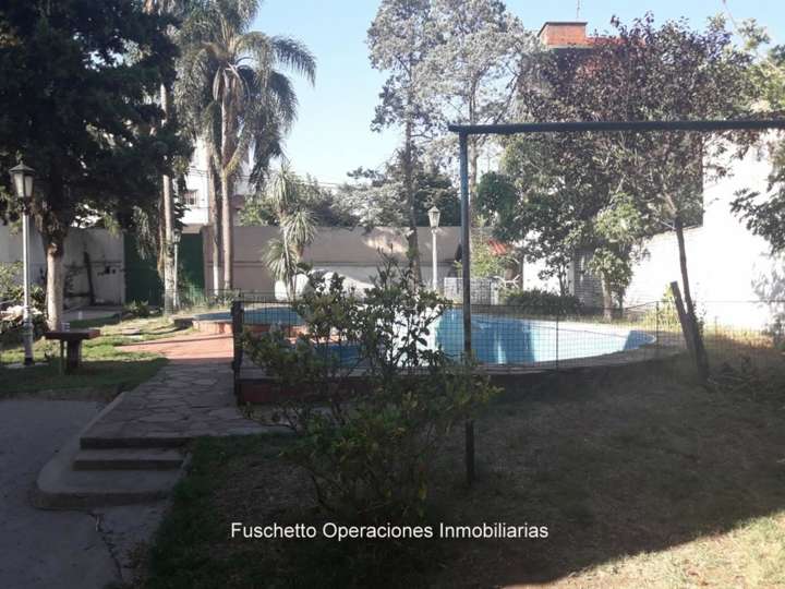 Terreno en venta en Ladines, 50, La Tablada