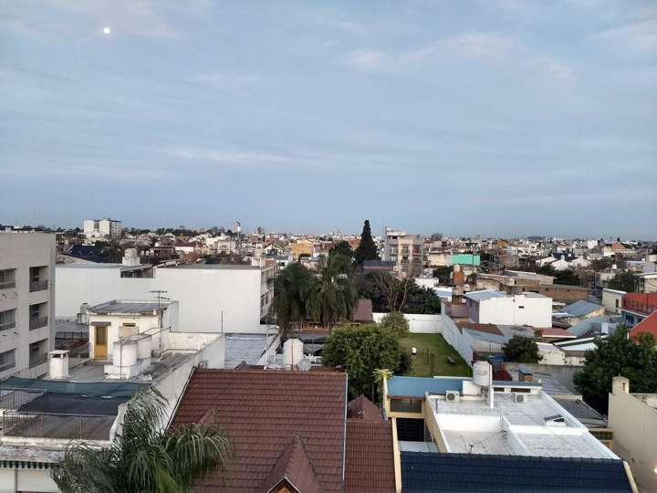 Departamento en venta en Juan del Campillo, 2699, Villa Luzuriaga