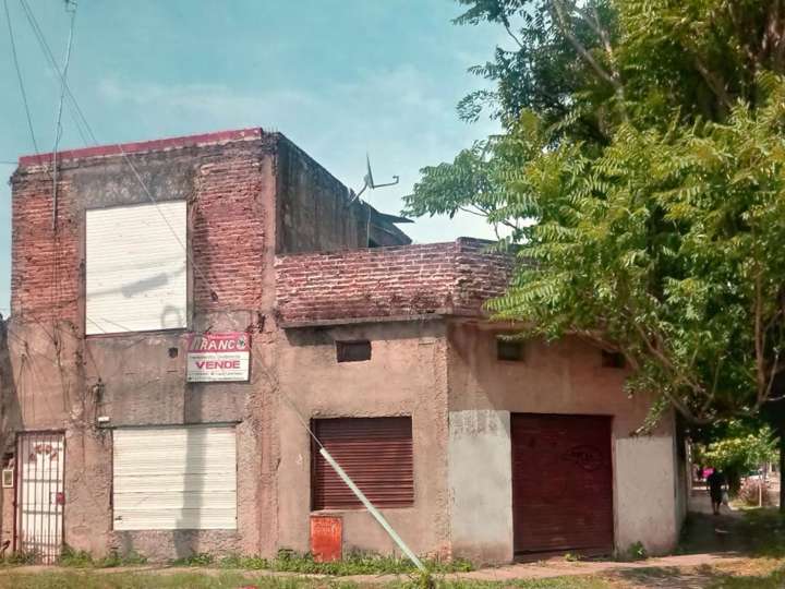 Casa en venta en Lanús, 3299, Buenos Aires