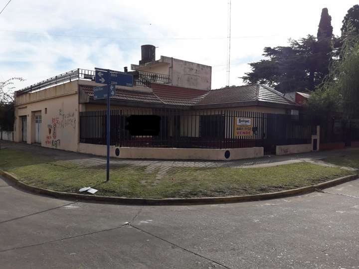 Casa en venta en América, 2295, Villa Luzuriaga