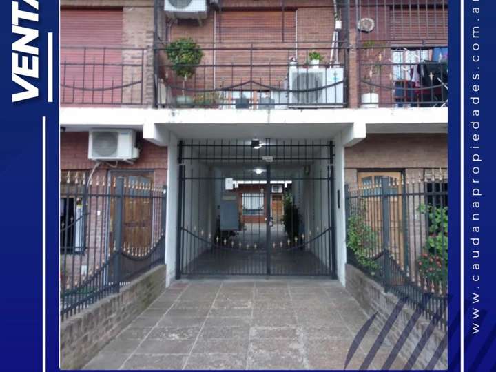 Departamento en venta en Almafuerte, 798, Villa Luzuriaga