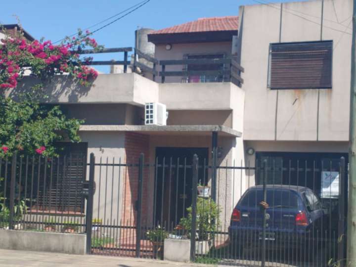 Casa en venta en Doctor Rodolfo Monte, 51, Buenos Aires