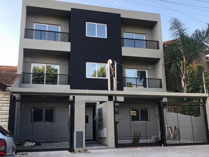 Departamento en venta en General Alvarado, 402, Buenos Aires