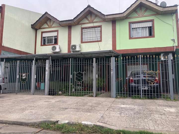 Departamento en venta en Peribebuy, 699, Lomas del Mirador