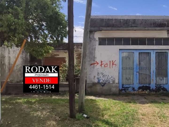 Terreno en venta en América, 2295, Villa Luzuriaga