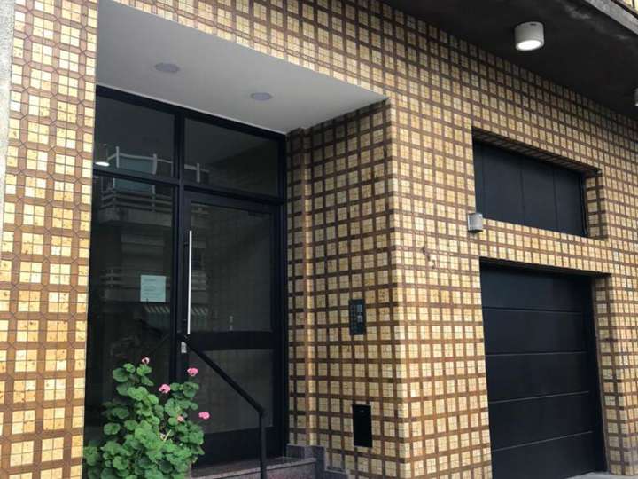 Departamento en venta en General Alvarado, 939, Buenos Aires