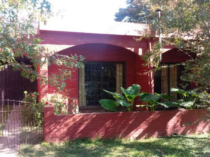Casa en venta en San José, Muñiz