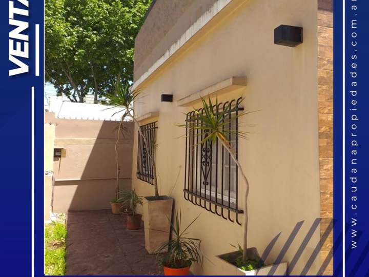 Casa en venta en Yapeyú, 101, Villa Sarmiento