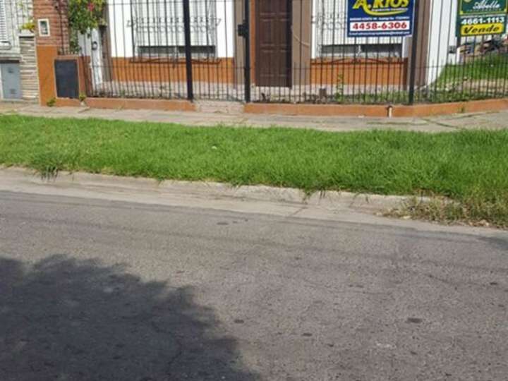 Casa en venta en Laprida, 1702, Buenos Aires