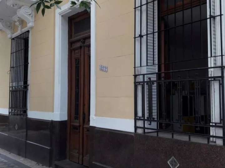 Edificio en venta en Rondeau, 3247, Ciudad Autónoma de Buenos Aires