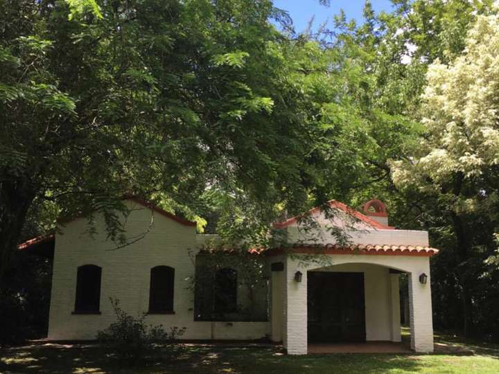 Casa adosada en venta en Avenida Intendente Nicolás Milazzo, Ranelagh