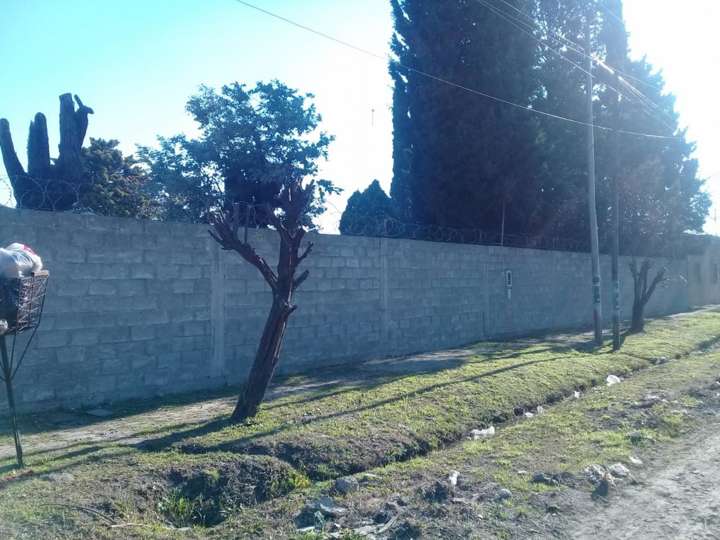 Casa adosada en venta en Achega, Buenos Aires