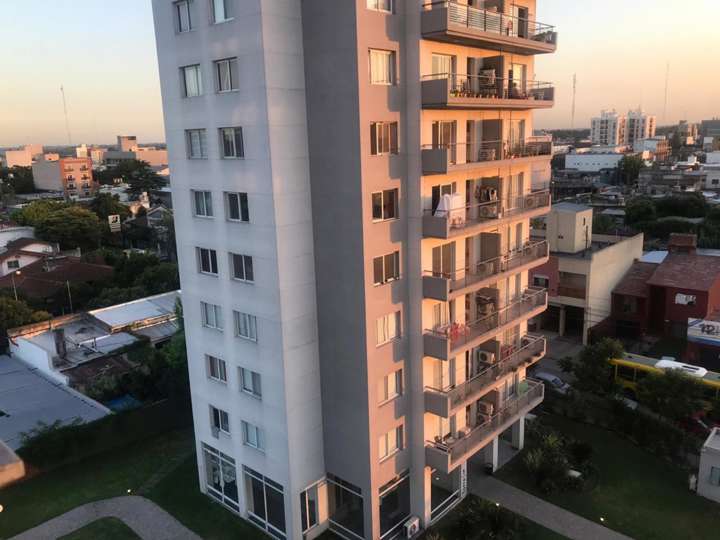 Departamento en venta en Tucumán, Buenos Aires