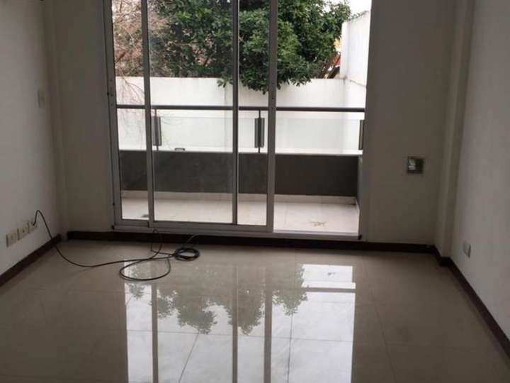 Departamento en venta en General Lavalle, San Fernando