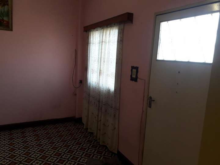 Casa en venta en 626 - Doctor José Rebizzo, 5301, Buenos Aires