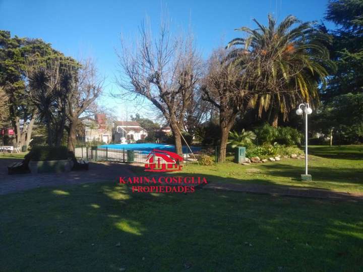 Casa en venta en Champagnat, Pilar