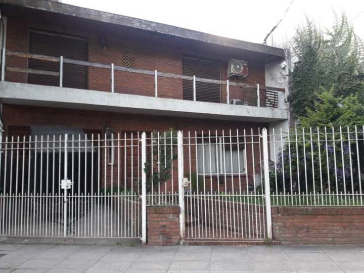 Casa en venta en Presidente Sarmiento, 289, Buenos Aires