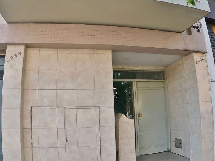 Departamento en venta en Entre Ríos, 2850, Buenos Aires