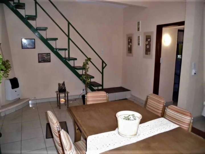 Casa en venta en Lugones, 994, Buenos Aires