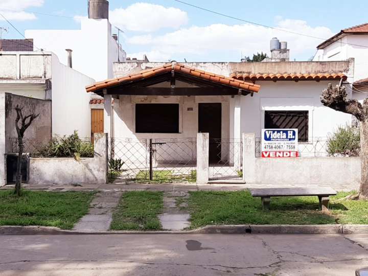 Casa en venta en Maestra Rocha Montarce, 1999, El Palomar