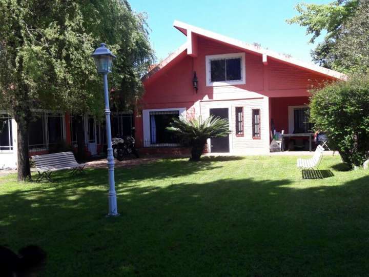 Casa adosada en venta en Tambor de Tacuarí, Francisco Álvarez