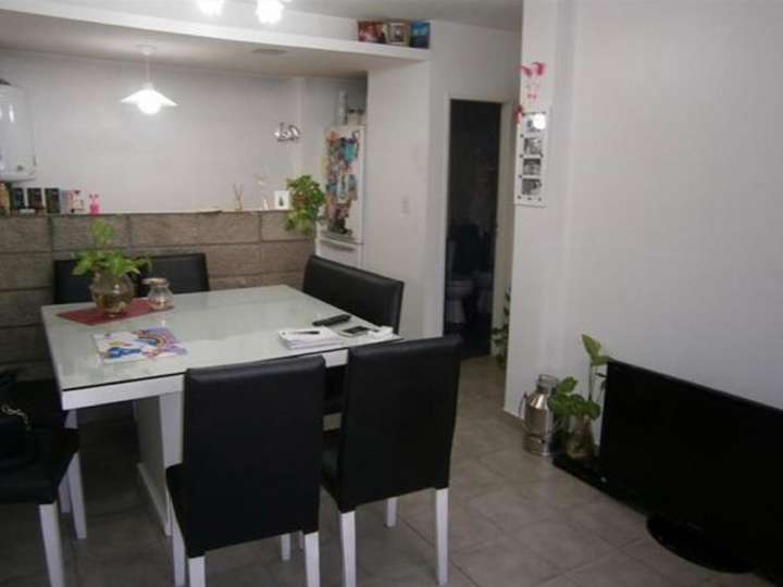 Departamento en venta en General Juan José Valle, 414, Buenos Aires