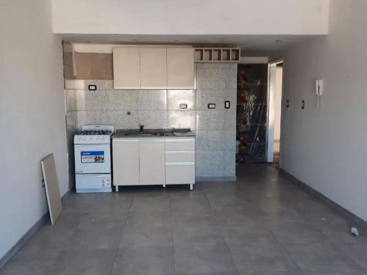 Departamento en venta en Ricardo Güiraldes, Villa Luzuriaga