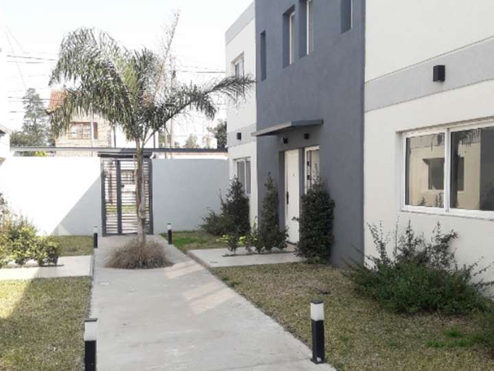 Departamento en venta en Venezuela, Buenos Aires