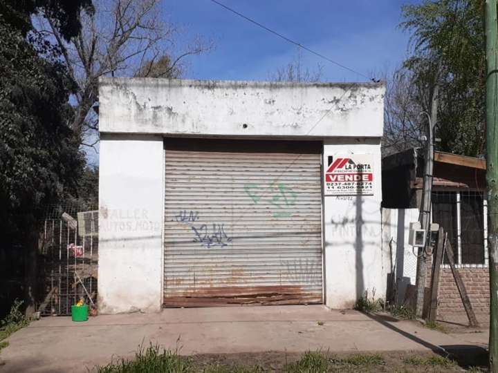 Comercial / Tienda en venta en Avenida Intendente Luis Emilio Tulissi, Francisco Álvarez