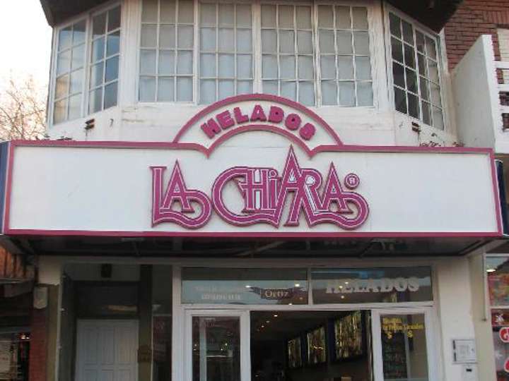 Comercial / Tienda en venta en Esteban Dufaur, Buenos Aires