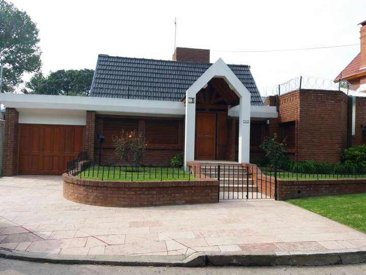 Casa en venta en Gasset, Villa Tesei