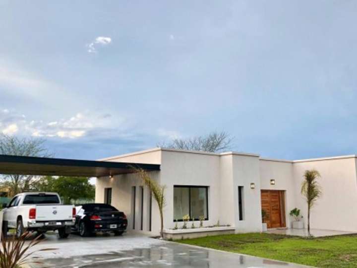 Casa en venta en Calle 26, Buenos Aires