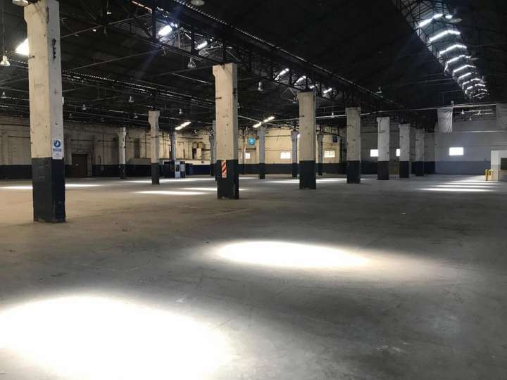 Comercial / Tienda en alquiler en Avenida Remedios de Escalada de San Martín, 2836, Valentín Alsina